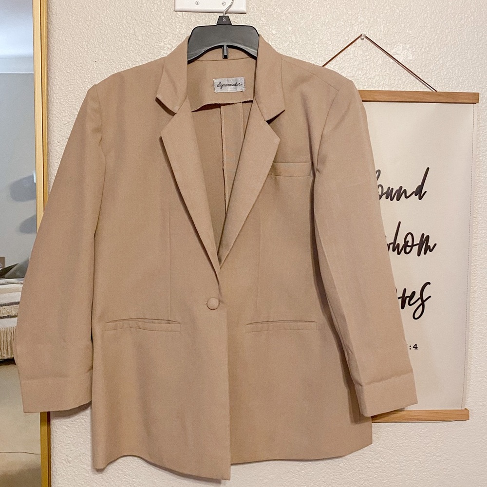 Vintage beige blazer
